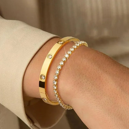 Women's Polished Stainless Steel Bracelets – Tarnish-Resistant Design